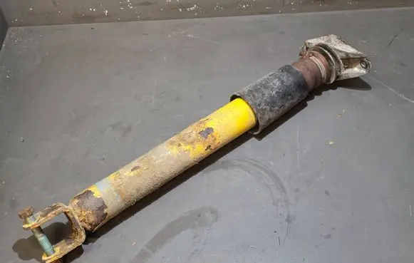 Audi A8 S8 D2 4D Rear shock absorber/damper 