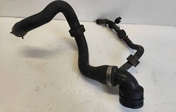 Volkswagen Touareg I Engine coolant pipe/hose 7L6122291F