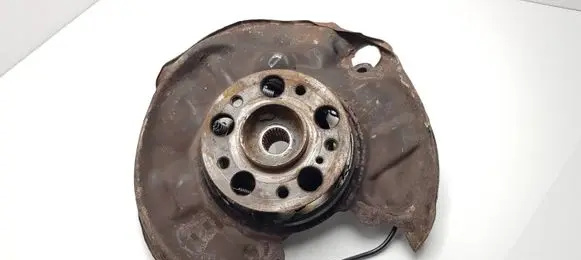 Mercedes-Benz C W203 Rear wheel hub