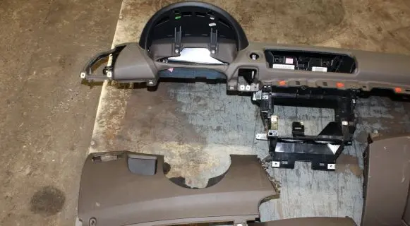 BMW 1 E81 E87 Dashboard