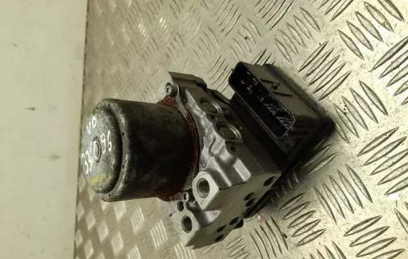 Honda Civic ABS control unit/module 1258890B