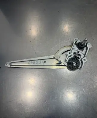 Subaru Trezia Rear door manual window regulator 