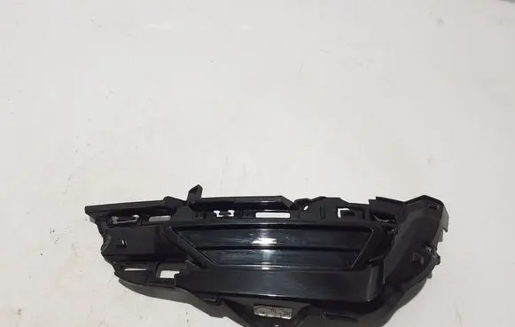 Volvo XC60 Front bumper lower grill 32234967