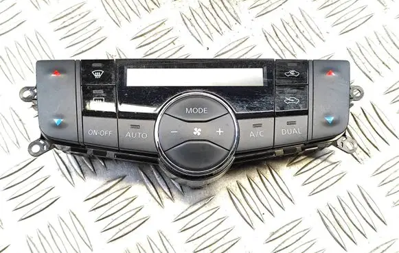 Nissan Pulsar Climate control unit 275003ZL0A