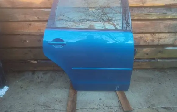 Volkswagen Polo IV 9N3 Rear door 