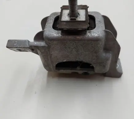 Mini Cooper Countryman R60 Engine mount bracket G2005000