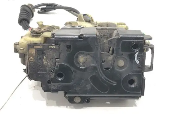 Seat Ibiza III (6L) Front door lock 3B1837015AM