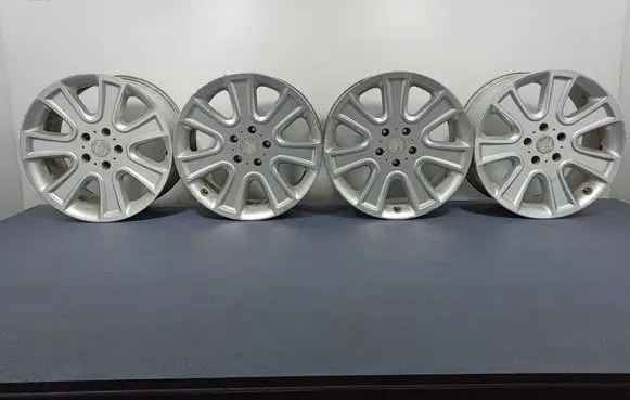 Audi Q7 4L R18 alloy rim