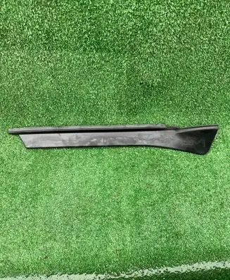 Land Rover Defender A/C cooling radiator (condenser) 28117