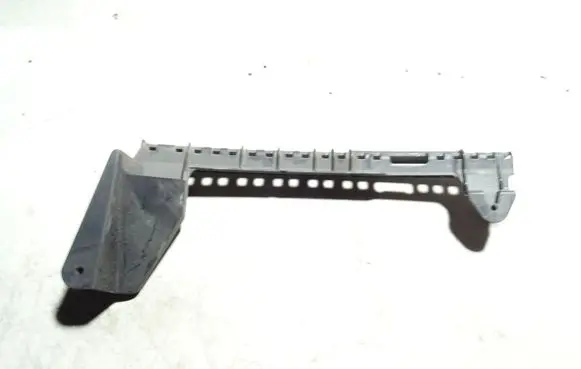 Audi Q7 4L Rear door windshield rail 4L0839067