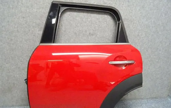 Mini Cooper Countryman F60 Rear door