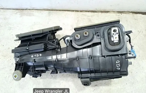 Jeep Wrangler Interior heater climate box assembly 68301851AA