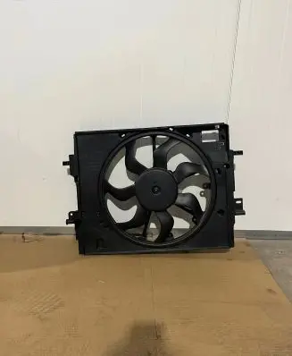 Radiator cooling fan shroud