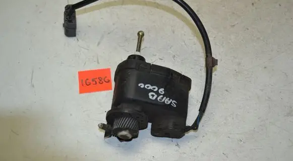 Headlight level adjustment motor
