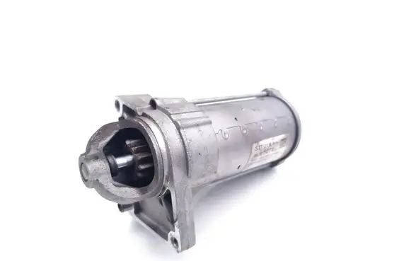 Peugeot 208 Starter motor 9830507480 0001179031