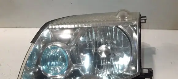 Nissan X-Trail T30 Headlight/headlamp