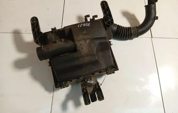 Ford Transit Air filter box 