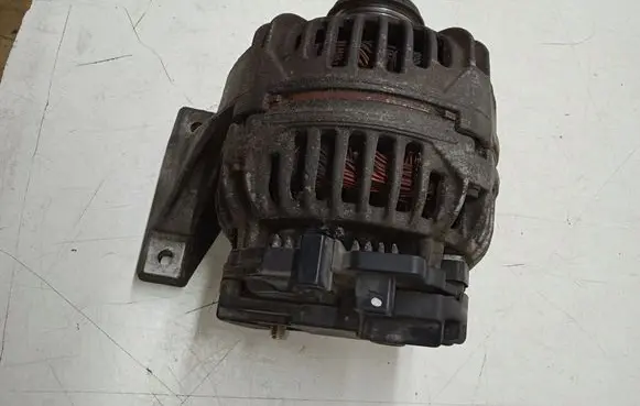Volvo S60 Generator/alternator 9459092
