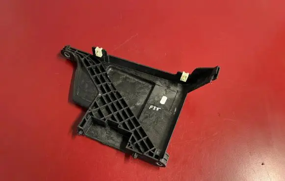 Mini One - Cooper F56 F55 Wiper trim 7351481 51717351481