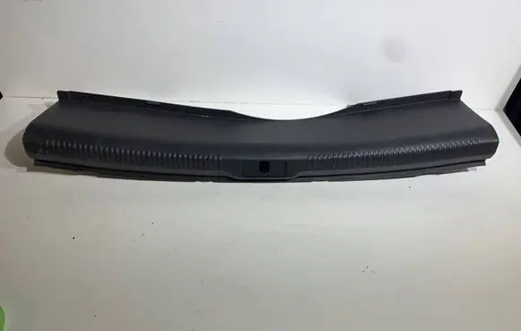 Audi A5 8T 8F Trunk/boot sill cover protection 8T0863471A 814RRR