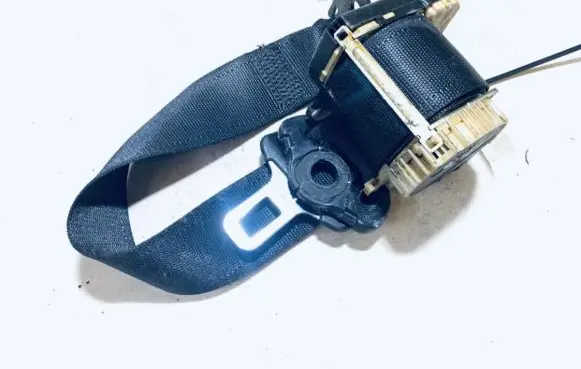 Opel Corsa C Rear seatbelt 09114843n 09226182f