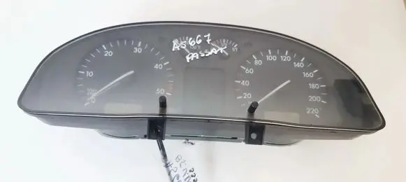 Speedometer (instrument cluster)