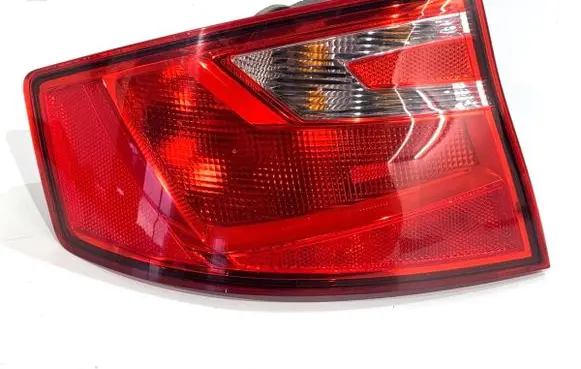 Seat Toledo IV (NH) Rear/tail lights 6JH945095E
