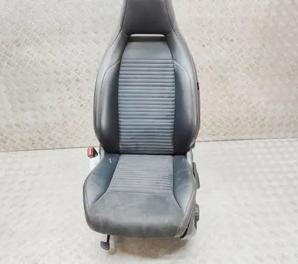Mercedes-Benz CLA C117 X117 W117 Front driver seat A0009106808