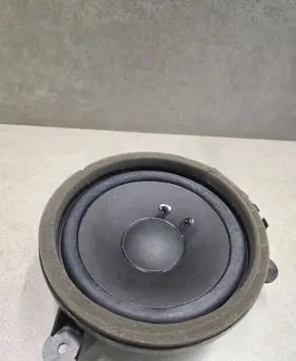 Volvo V40 Rear door speaker 30657445 15W25