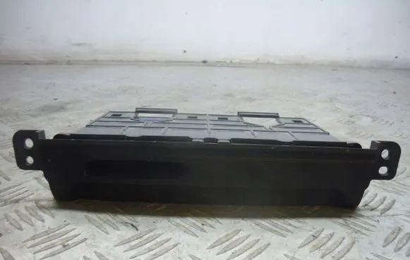 Renault Latitude (L70) Ignition key card reader 285J00001R