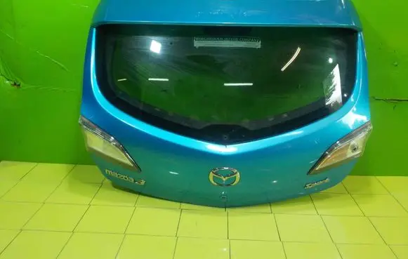 Mazda 3 II Tailgate/trunk/boot lid 