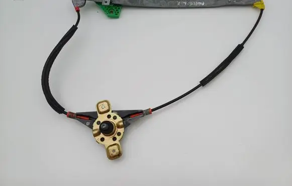 Ford Fiesta Front door manual window regulator 