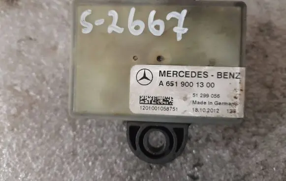 Mercedes-Benz Sprinter W906 Glow plug pre-heat relay a6519001300 6519001300