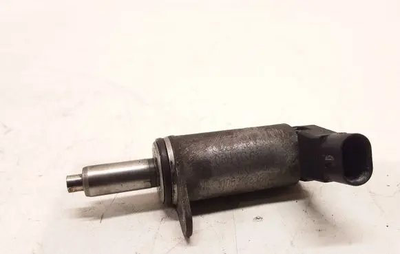 Audi A5 8T 8F Valve oil control 06H103697A