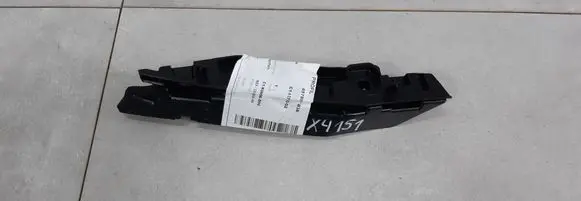 Skoda Scala Front bumper mounting bracket 657807183A