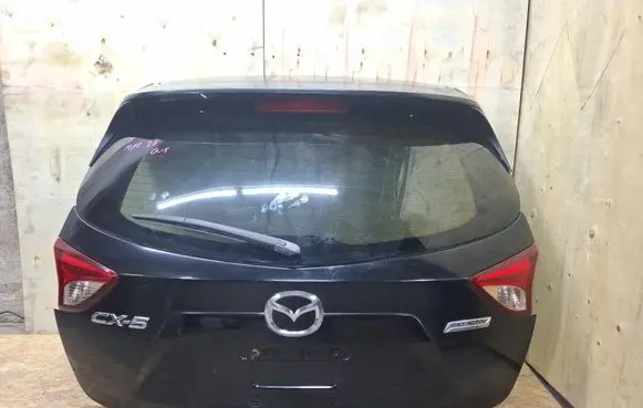 Mazda CX-5 Tailgate/trunk/boot lid 