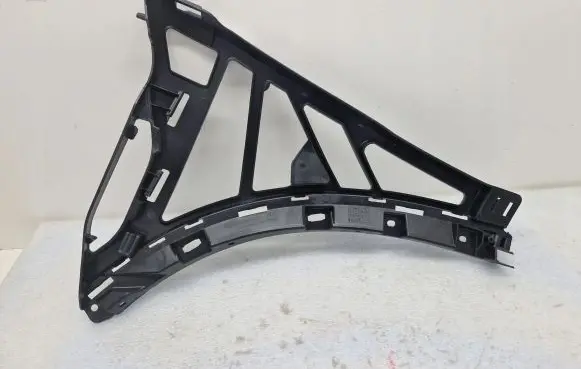 Porsche Cayenne (92A) Front bumper mounting bracket