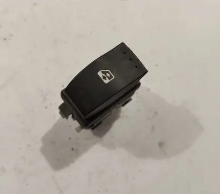 Renault Megane II Electric window control switch 220510C