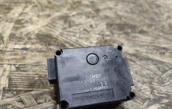 Jaguar XK8 - XKR Air flap motor/actuator 0637005401