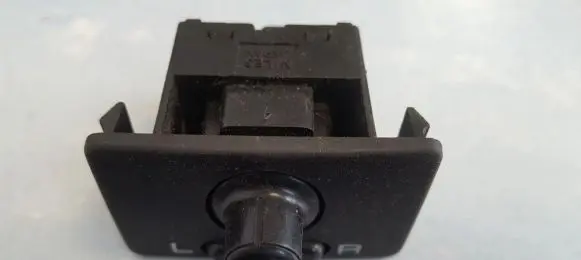 Nissan Almera Wing mirror switch