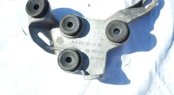 Mercedes-Benz C W205 ABS pump bracket A2054319140 AC46000 CD01773