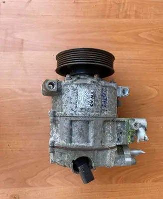 Volkswagen Golf V Air conditioning (A/C) compressor (pump) 1K0820803L zexel