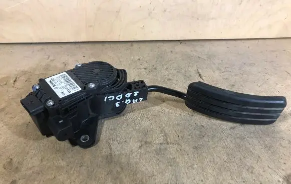 Renault Laguna III Accelerator throttle pedal 180050002R 0280755088
