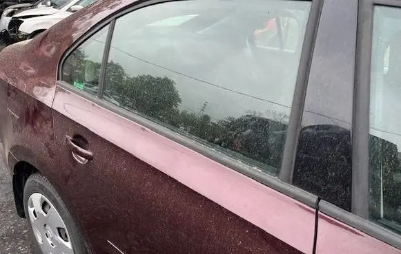 Skoda Rapid (NH) Rear door window glass 