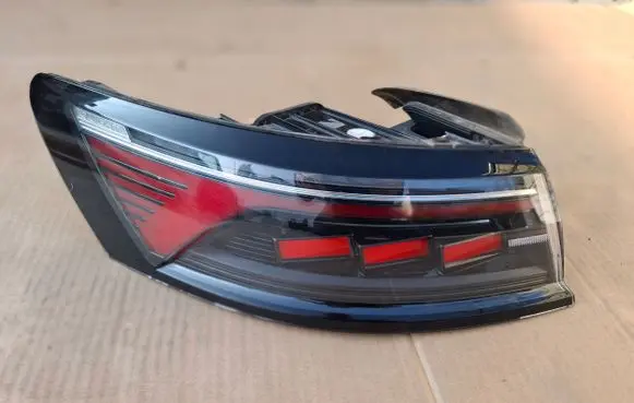 Volkswagen Arteon Rear/tail lights 3G8945207L