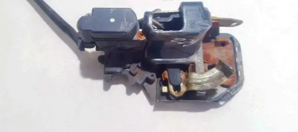 Mazda 626 Rear door lock