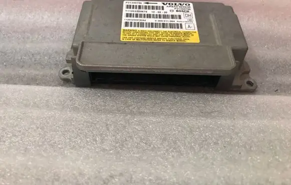 Volvo S60 Airbag control unit/module P31340796 T11203200676 0285011064