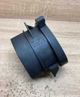 BMW 5 E39 Mass air flow meter 0928400527