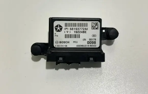 Chrysler Pacifica Parking PDC control unit/module 68193772AI