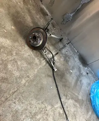 Infiniti Q50 Rear wheel hub